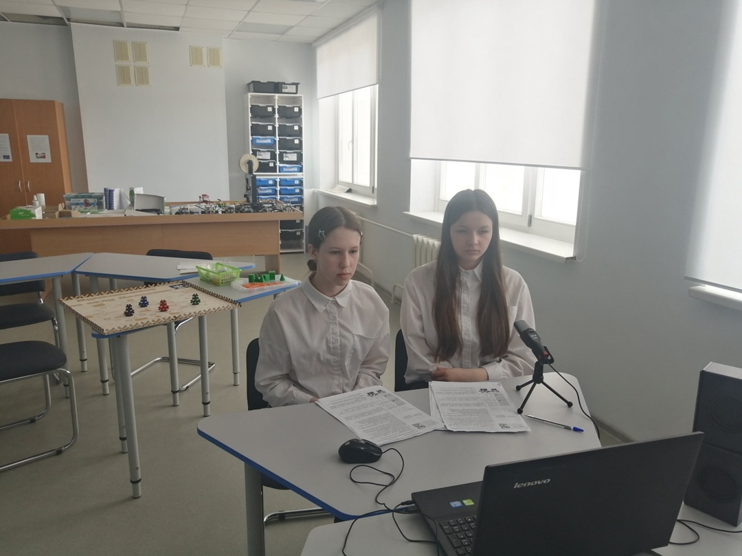 Прошла защита проектов муниципального этапа конкурса &amp;quot;Молодой изобретатель Югры&amp;quot;. От нашей школы участвовали обучающиеся 8 класса Бессонова Регина и Сухоребрий Полина, руководитель - Филоненко Екатерина Николаевна..