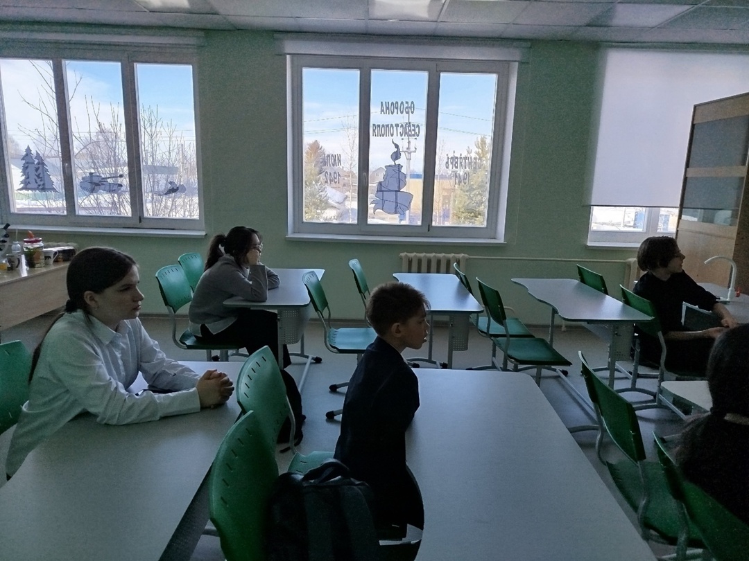 В рамках Регионального марафона финансовой грамотности «Global money week по-Югорски 2025» учащиеся 6 класса посмотрели мультфильм &amp;quot;Что такое киберпреступность?&amp;quot;.